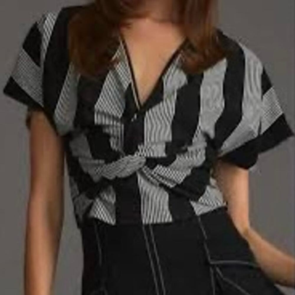 Striped Twist Front Crop Top XS Excellent Black White Mod Retro bishop young